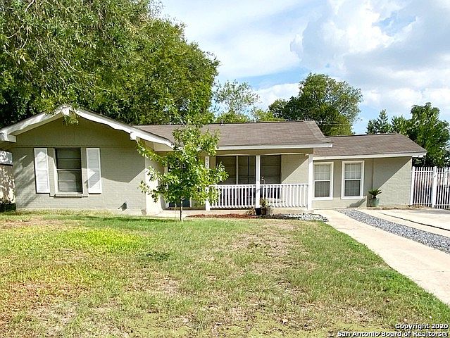 1st image of 5216 Colebrook Dr