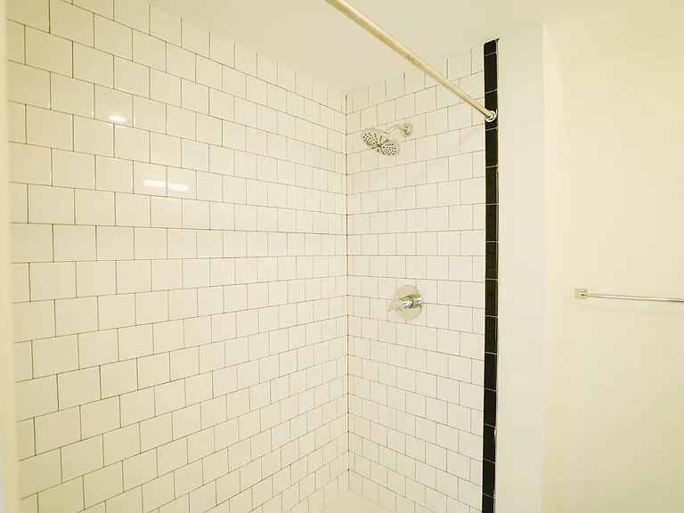 520 Mulberry St #402 — Photo 14