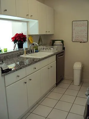 Rented by Owner | media 100