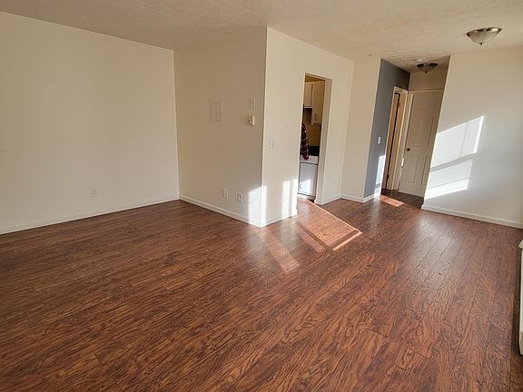 5th image of 2812 Price Ave #20