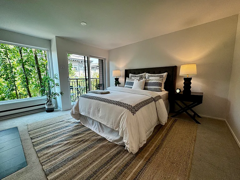 410 13th Ave E #Penthouse 3 — Photo 13