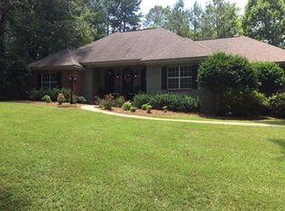9 Longstone Rd, Hattiesburg, MS 39402