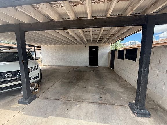 2nd image of 1430 S New St #1