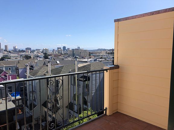 2nd image of 636 Presidio Ave APT 6