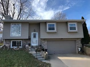 4806 N 130th Cir, Omaha, NE 68164