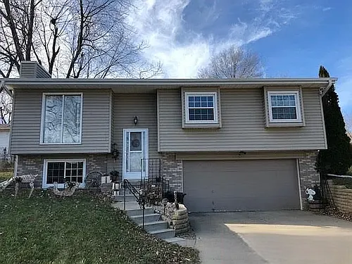 4806 N 130th Cir Photo 1