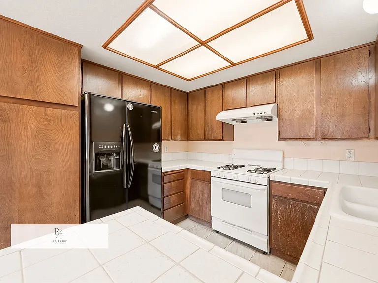 5934 1/2 Alessandro Ave — Photo 6