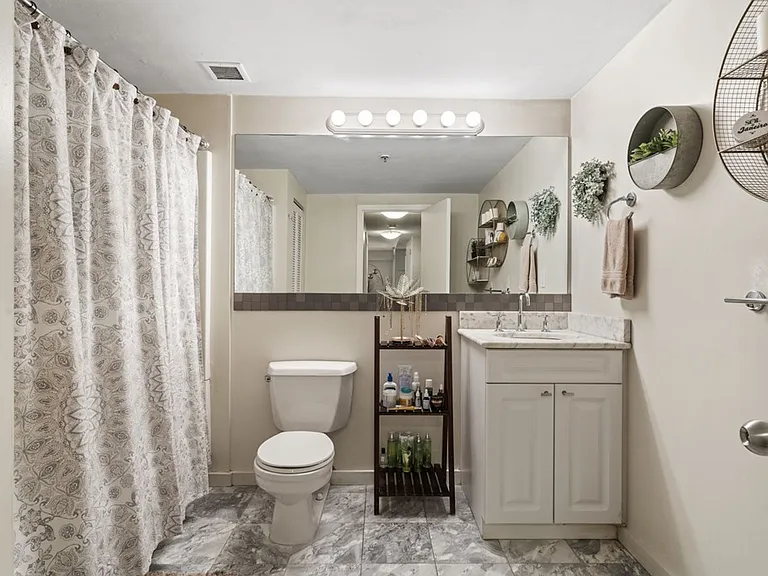 15 N Beacon St #305 — Photo 7