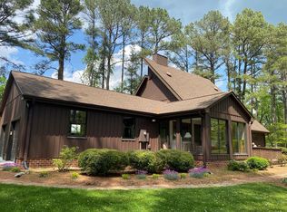 145 Country Club Rd, Blackstone, VA 23824