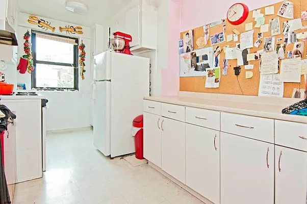 Sold by Level Group | media 16