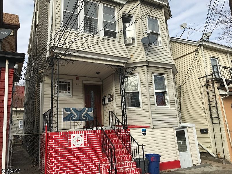 2nd image of 517 Union Ave