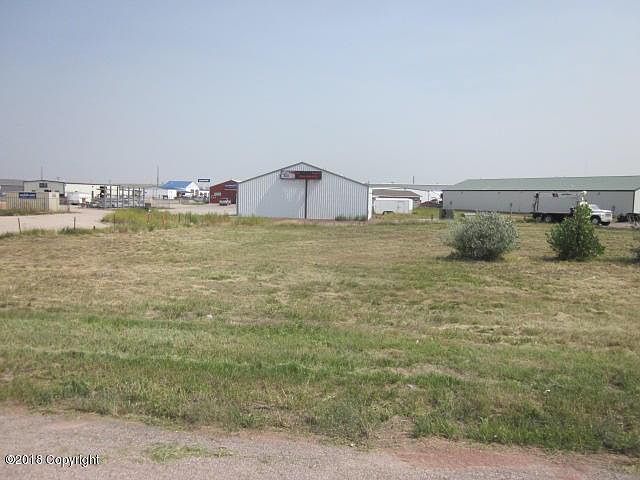 2nd image of 5 Winland Ct