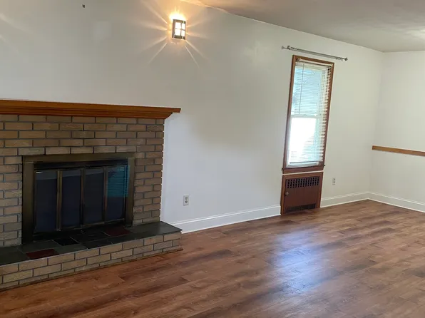 (undisclosed Address), Bristol, CT 06010