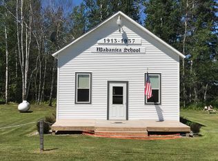 1593 County Road 6 Rd NW, Baudette, MN 56623