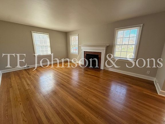 5th image of 2350 Silas Creek Pkwy