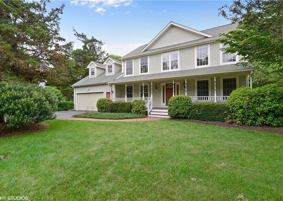 1st image of 345 Mulberry Dr