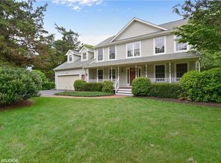345 Mulberry Dr, South Kingstown, RI 02879