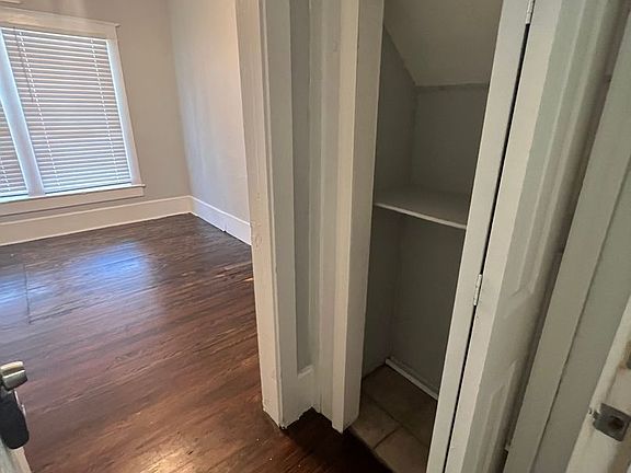 3rd image of 700 1st St N #6