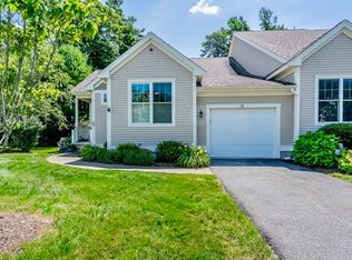26 Grey Hawk Dr #647, Mashpee, MA 02649