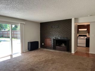 501 Smile Pl #B, Redding, CA 96001