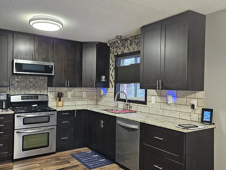 10910 Dalton Ave NE — Photo 23