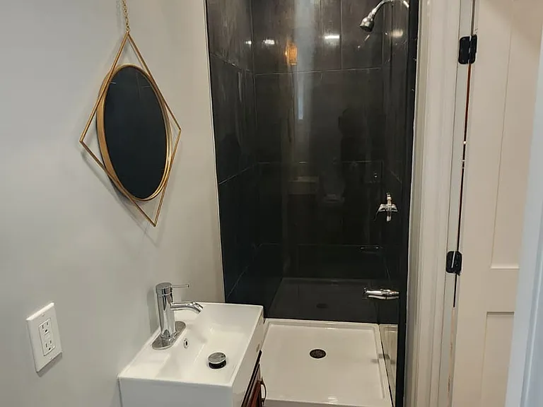 905 Irving St #1 — Photo 17