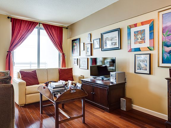 2nd image of 110 Washington Ave APT 1602