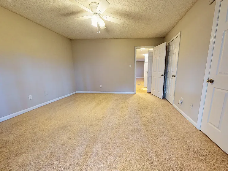 Forest Pointe — Photo 95