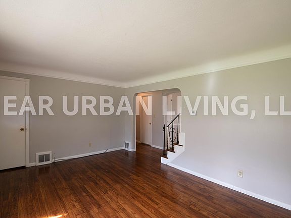 4th image of 103 Flora Dr