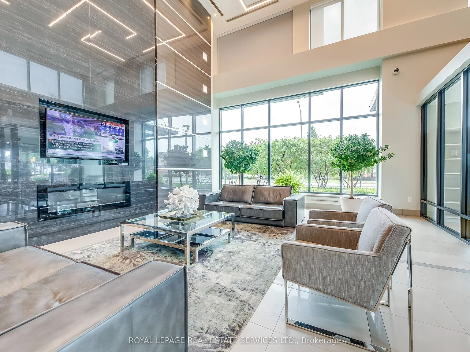 2 bed, $2,350 — Photo 3