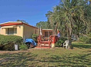 610 Live Oak Dr, Murrells Inlet, SC 29576