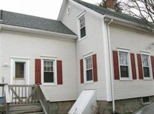 38 Adams St, Fairhaven, MA 02719