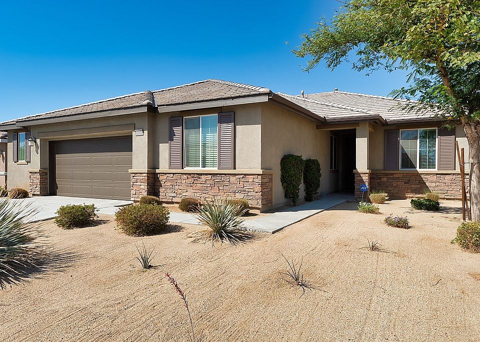 1st image of 84480 Volare Ave