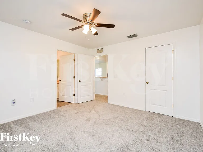 1418 NW 19th St — Photo 9
