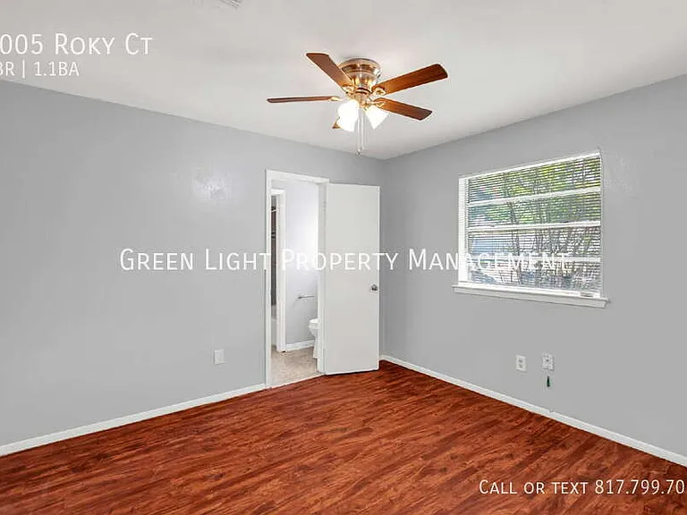 1005 Roky Ct — Photo 10