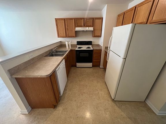 **Photos of Similar Unit

Kitchen