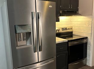 6115 W 94th St APT B1, Oak Lawn, IL 60453