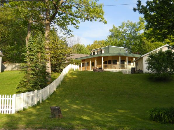 (undisclosed Address)