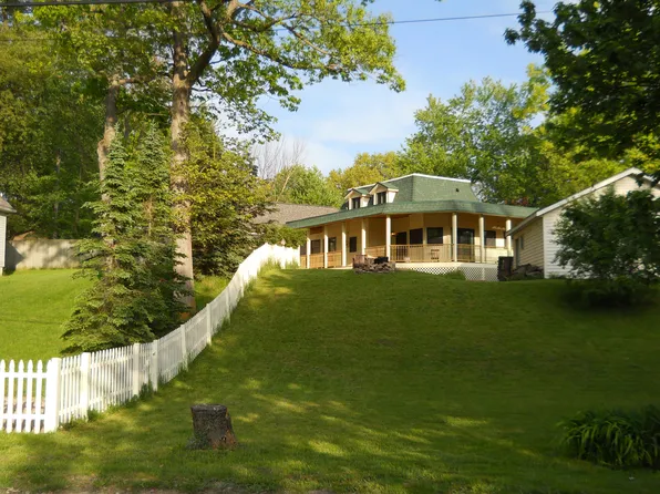 (undisclosed Address), Whitmore Lake, MI 48189