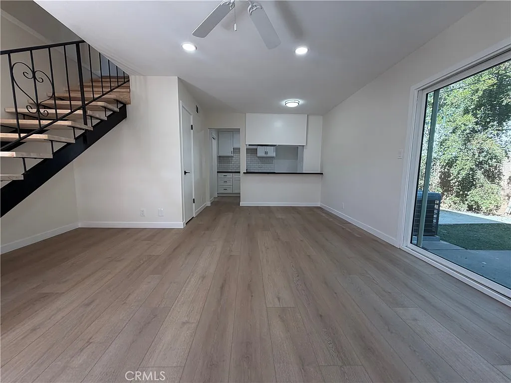 2 bed, 1.5 bath, 1175 sqft, $2,850 — Photo 4