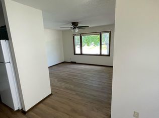 2018 Washington St, Cedar Falls, IA 50613