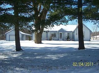 7139 Mabley Hill Rd, Fenton, MI 48430