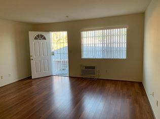 10721 Memory Park Ave APT 201, Mission Hills, CA 91345