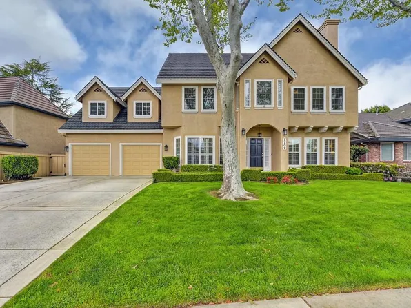 7707 Rio Barco Way, Sacramento, CA 95831