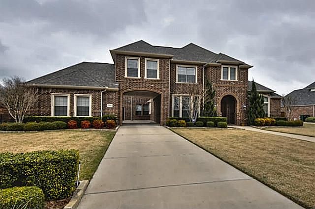 1st image of 1316 Parkview Ln