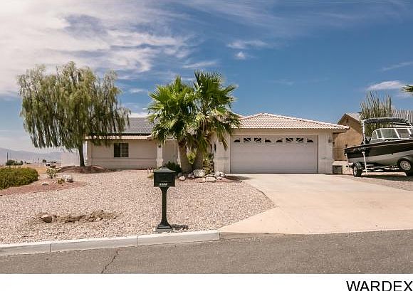 1st image of 2925 Crater Dr