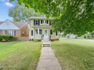 3004 Starr Ave, Oregon, OH 43616