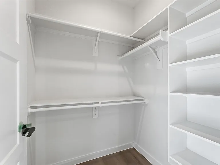 3706 Glenrose St — Photo 24