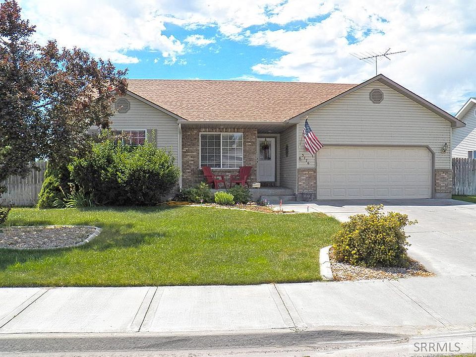 1st image of 3776 Creek Side Dr