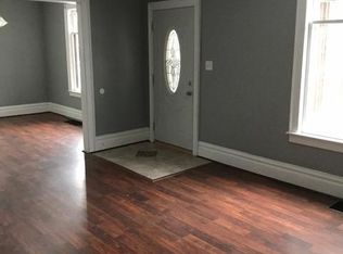 2018 Lewis St, Marinette, WI 54143
